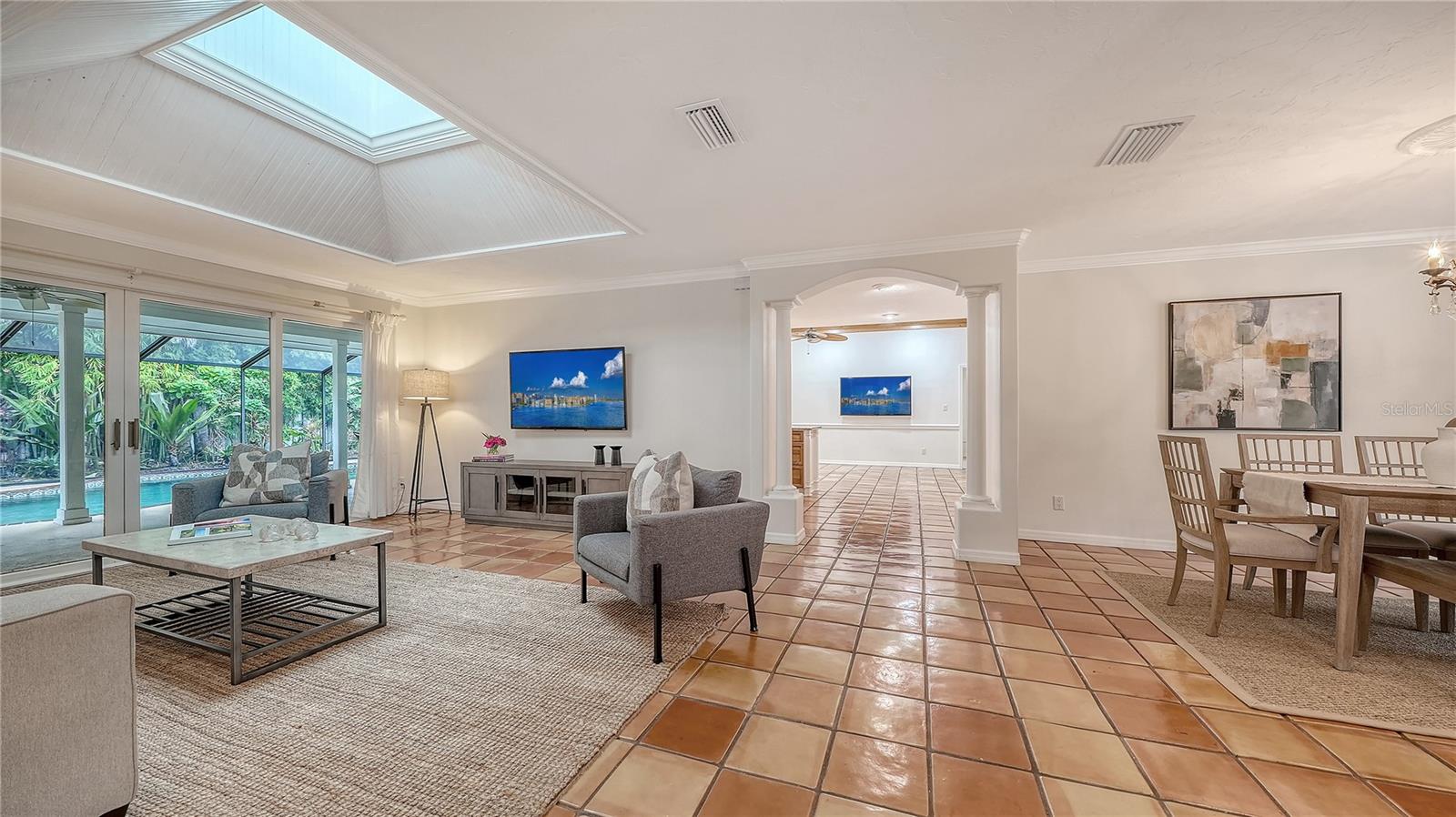 4887 PEREGRINE POINT CIR E — photo 10
