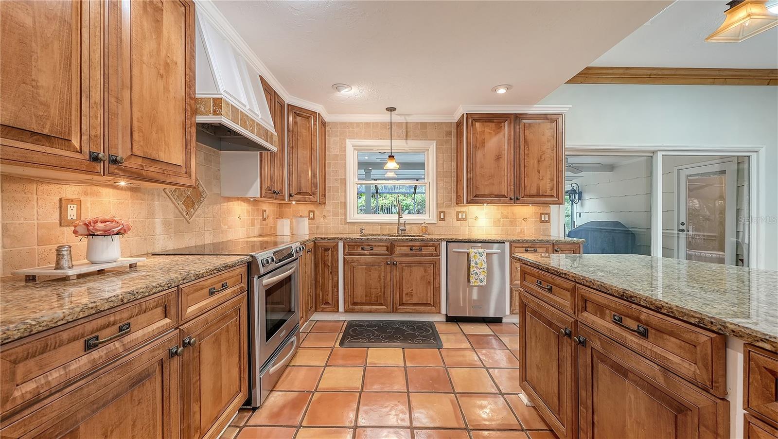 4887 PEREGRINE POINT CIR E — photo 19