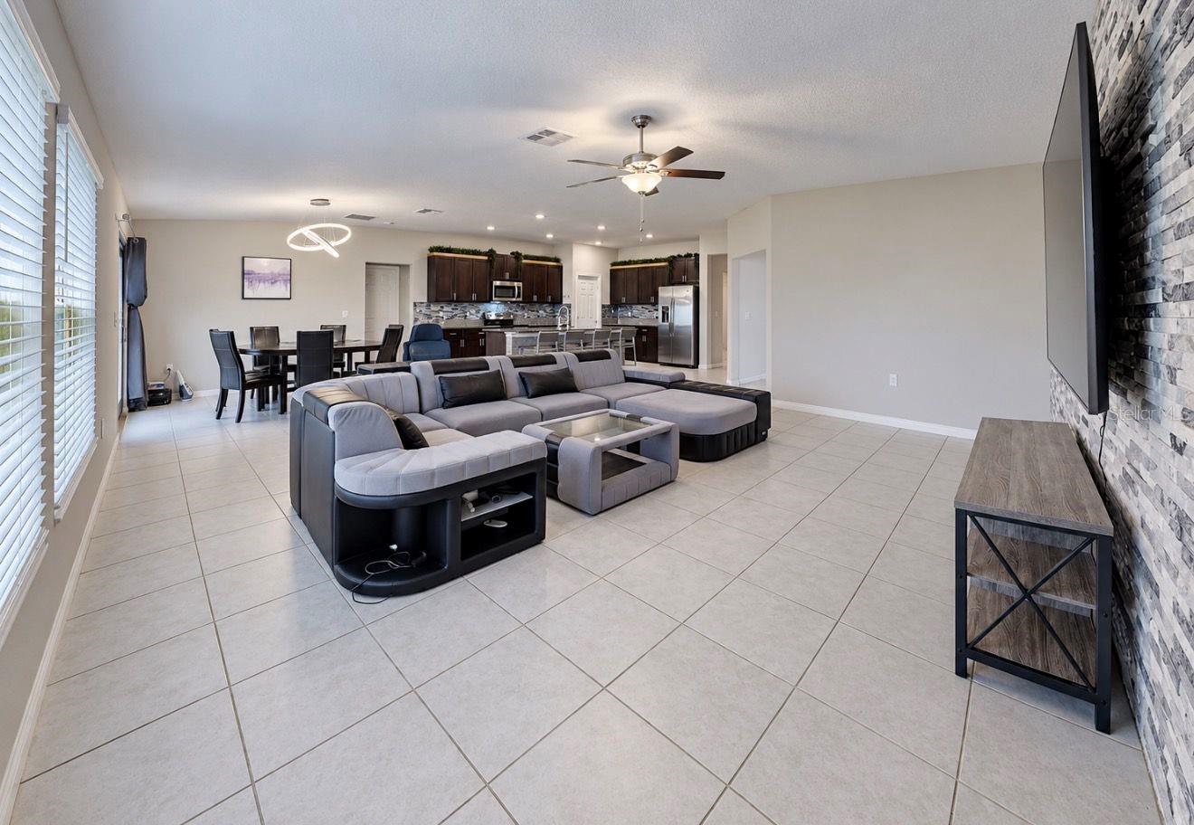11911 FIELD THISTLE CT — photo 22