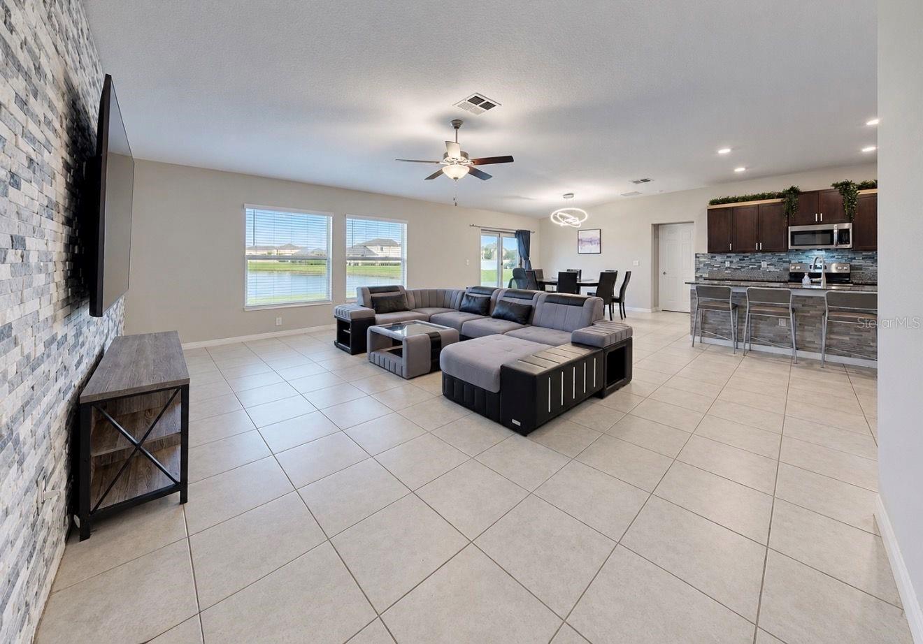 11911 FIELD THISTLE CT — photo 21
