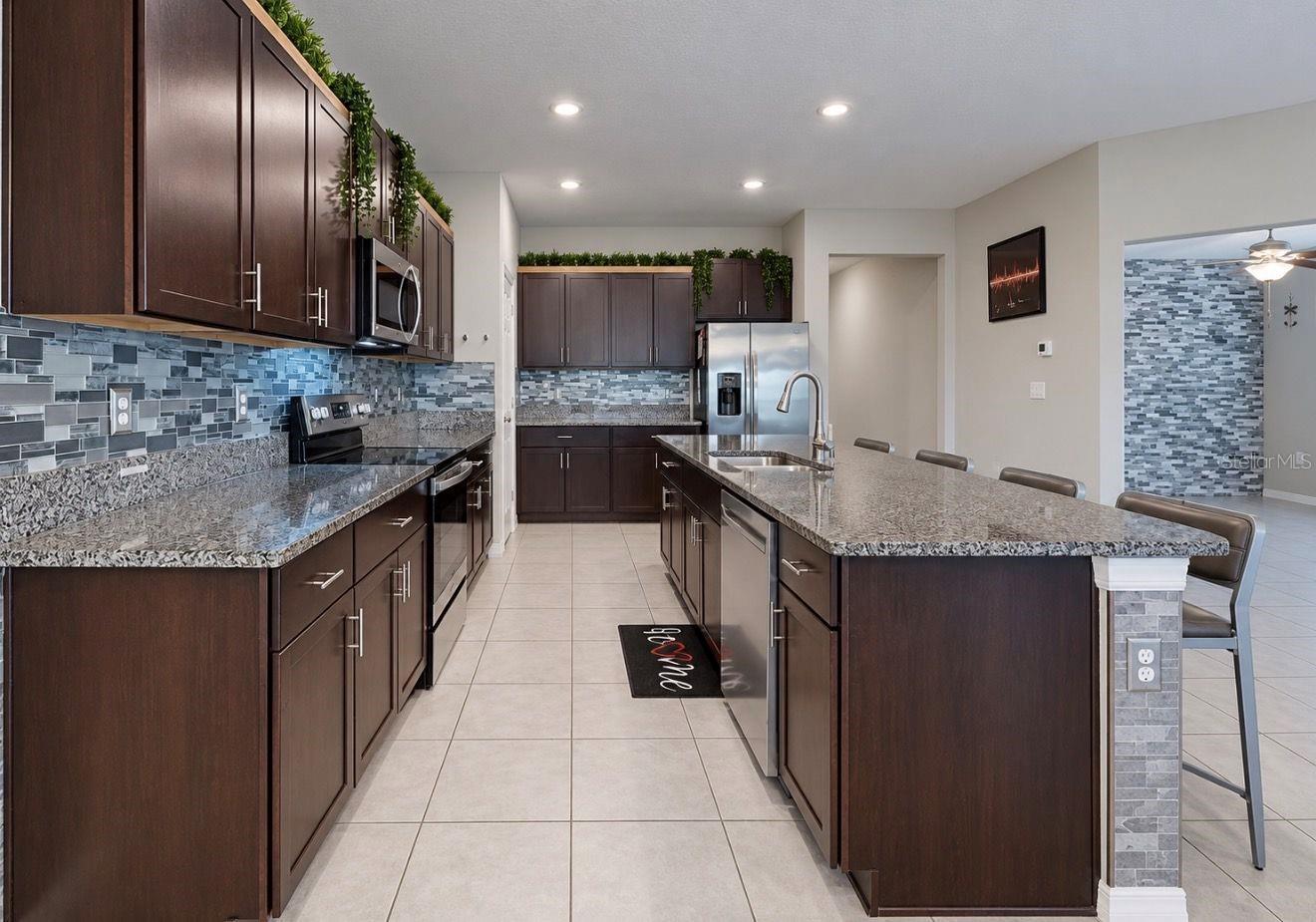 11911 FIELD THISTLE CT — photo 13