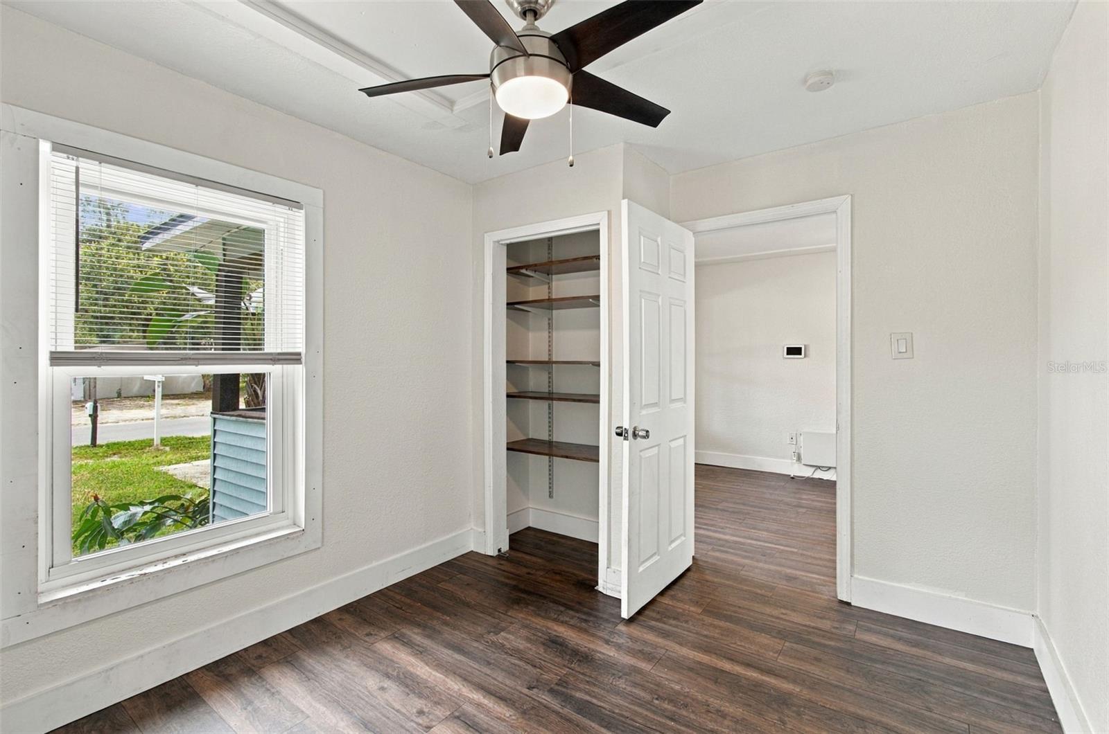1611 E GENESEE ST — photo 24