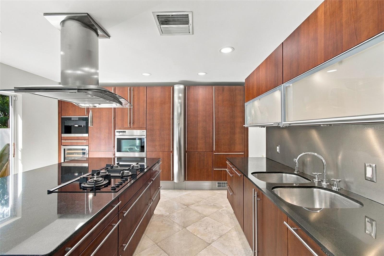 2718 W PRICE AVE — photo 12
