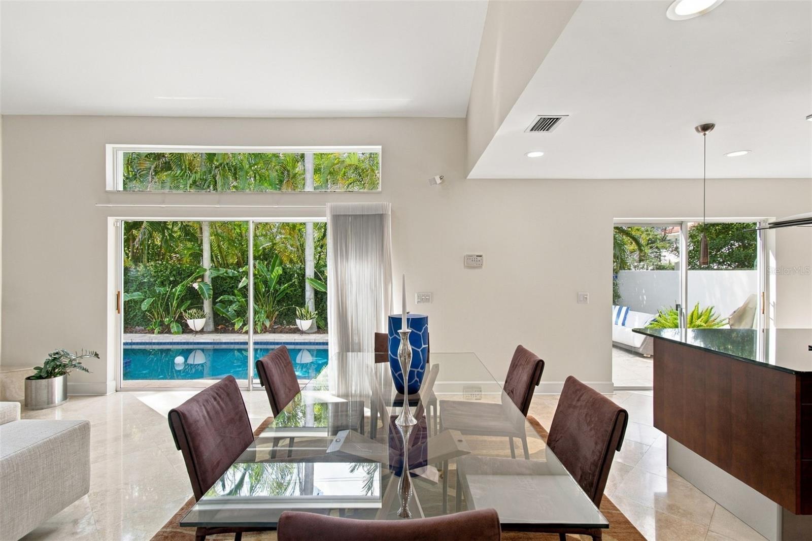 2718 W PRICE AVE — photo 3
