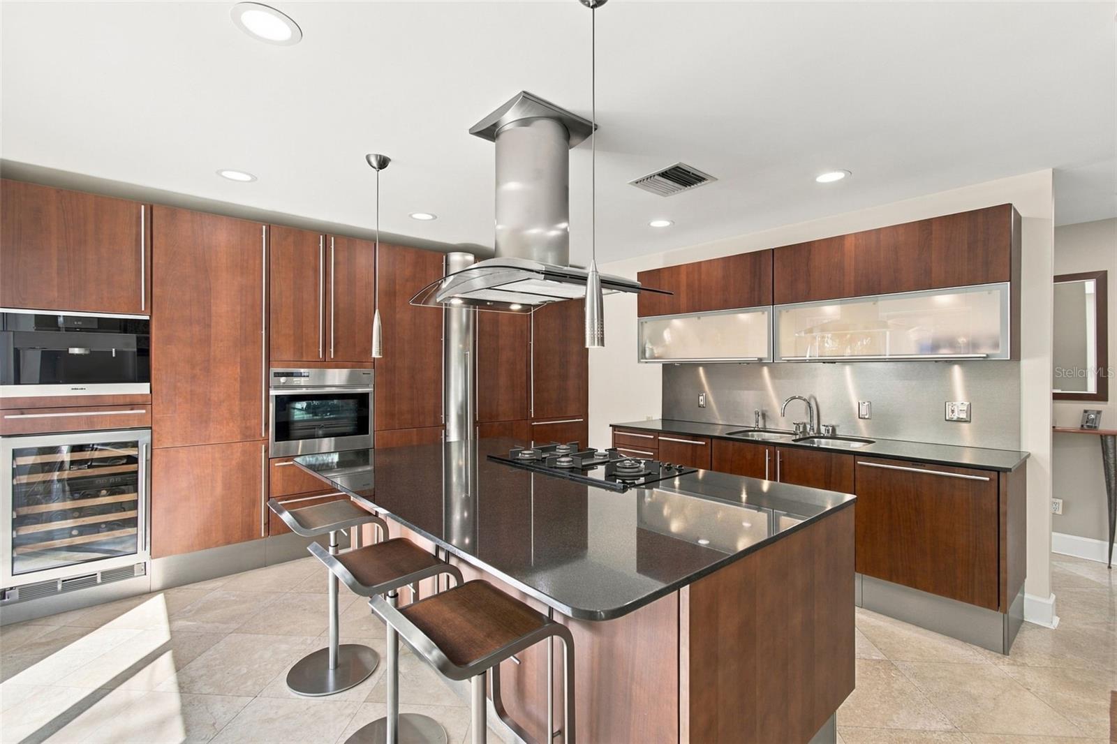 2718 W PRICE AVE — photo 11