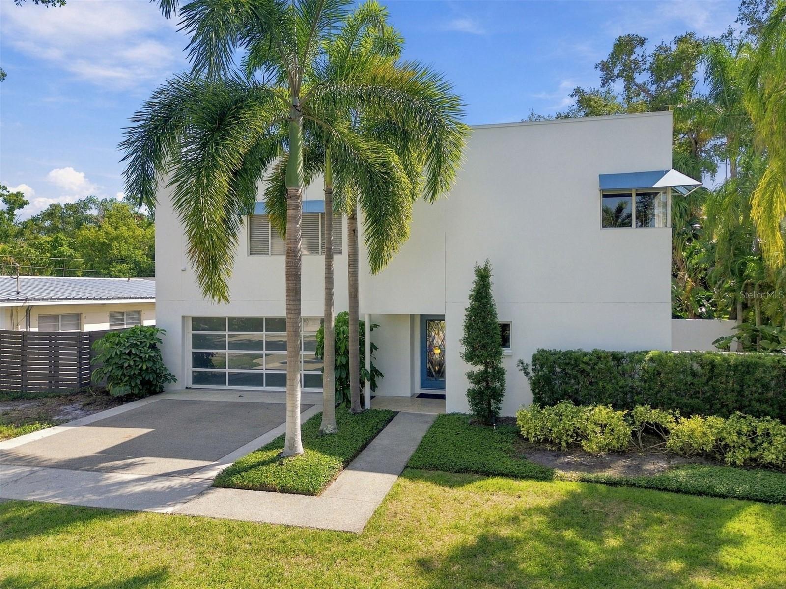 2718 W PRICE AVE — photo 41