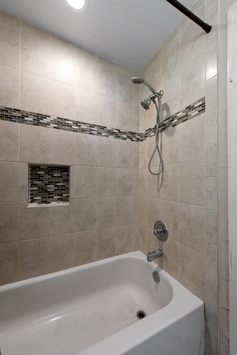 1679 NEEDLES LN W — photo 15
