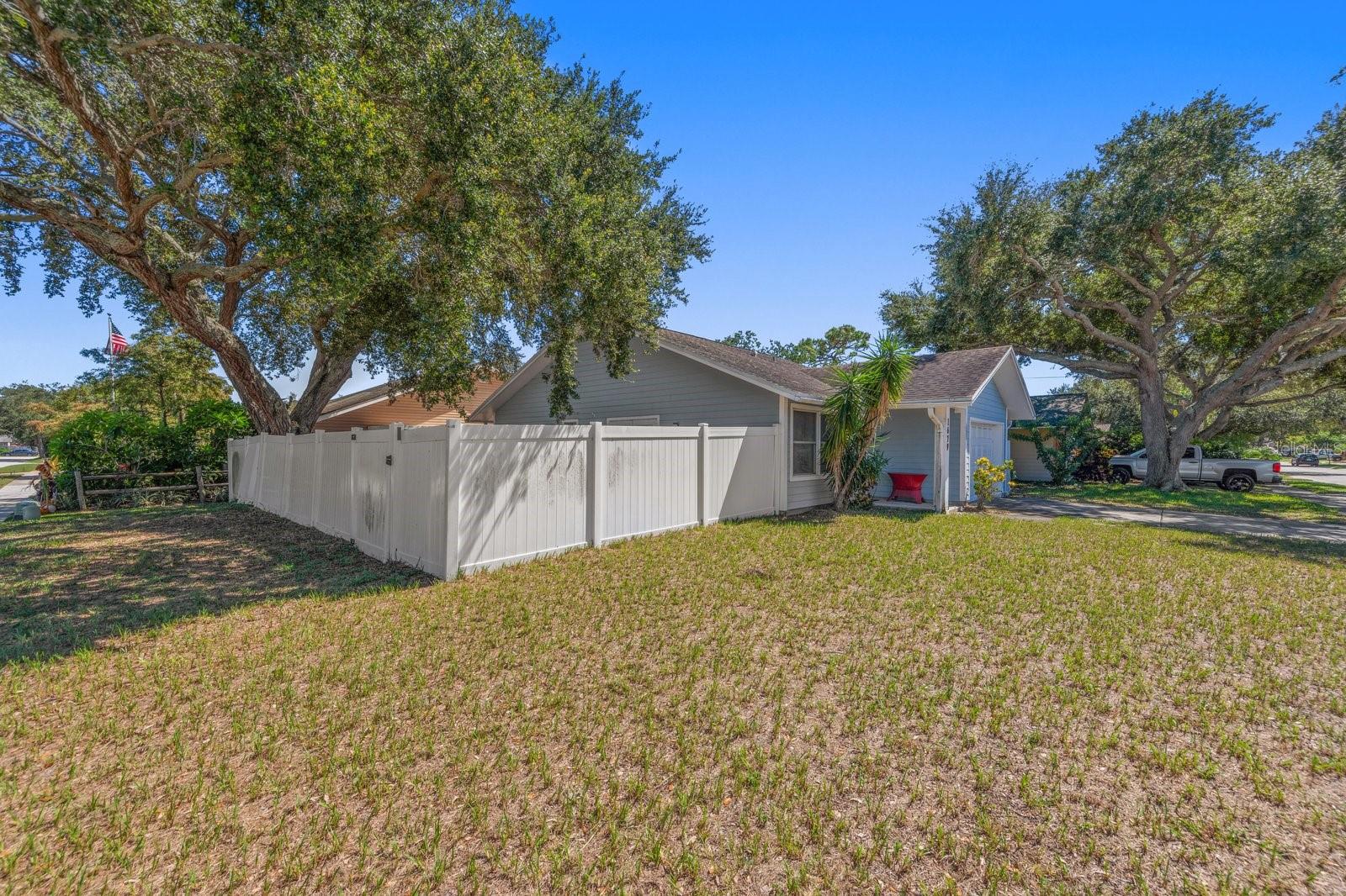 1679 NEEDLES LN W — photo 24