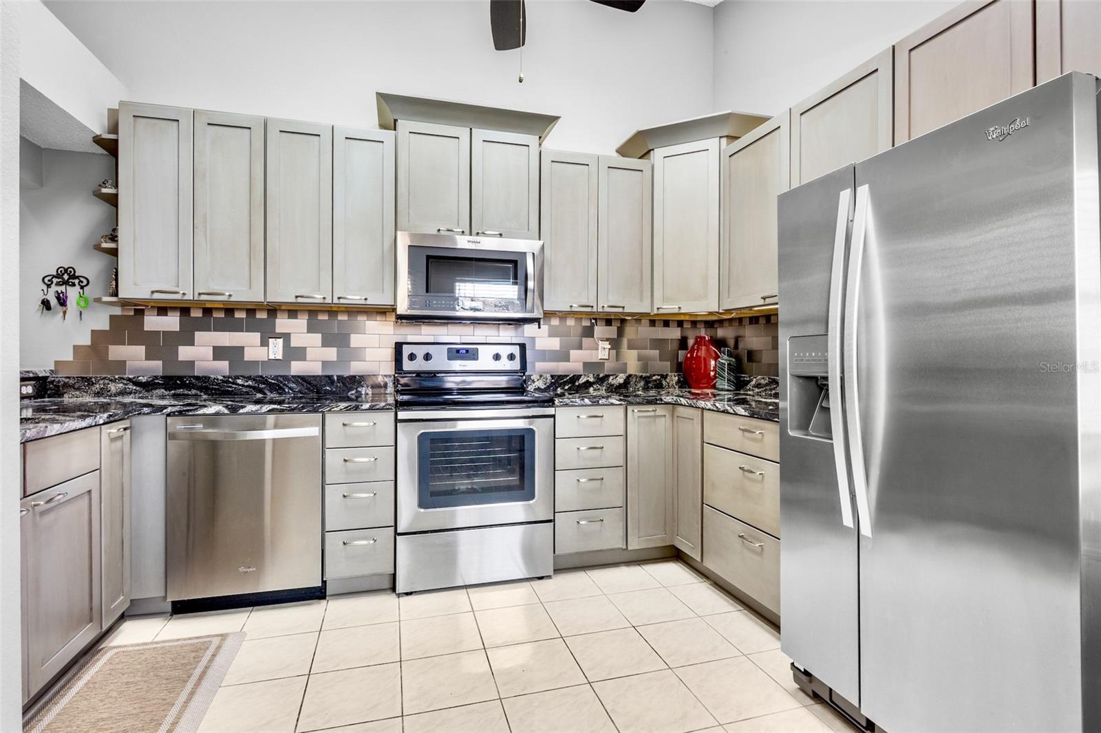 5607 MONTE ROSSO RD — photo 15