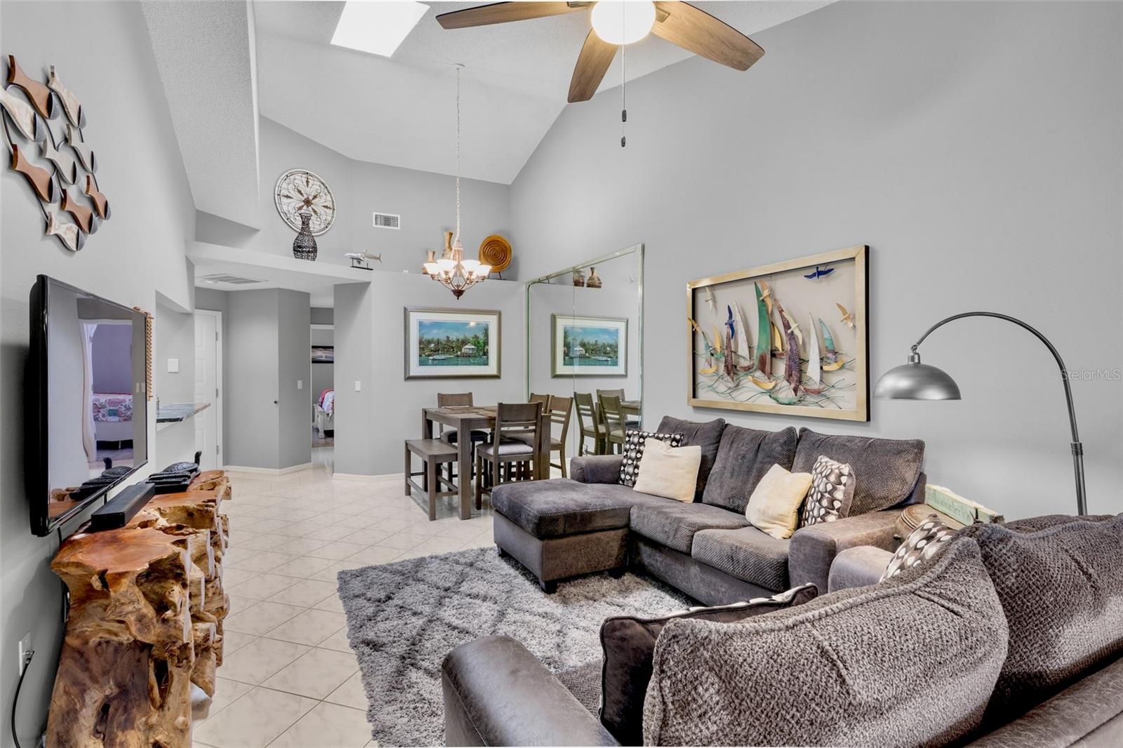 5607 MONTE ROSSO RD — photo 10
