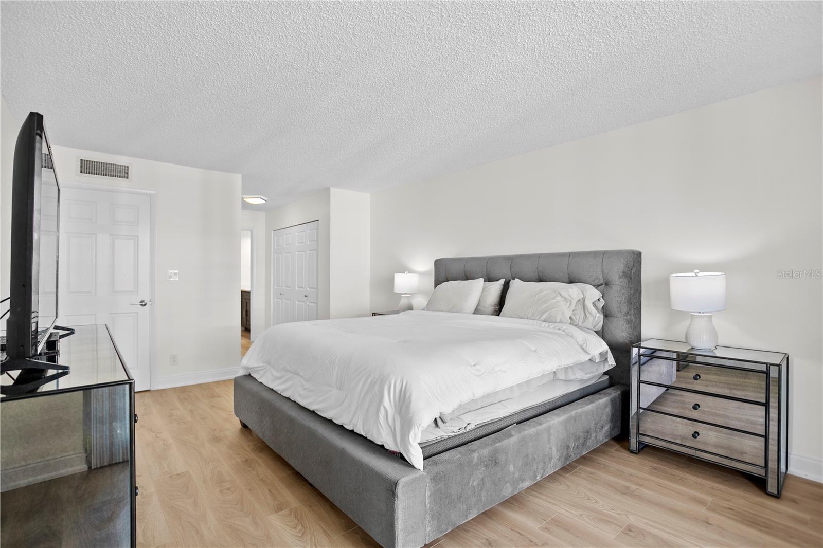 1430 GULF BLVD #603 — photo 25
