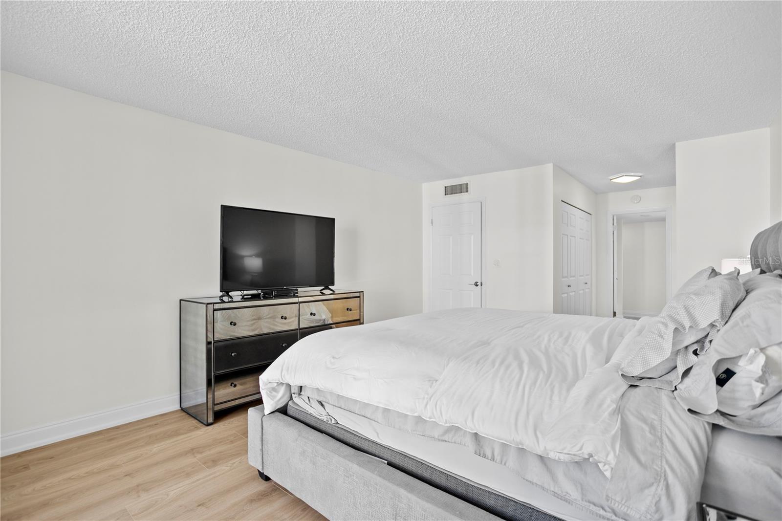 1430 GULF BLVD #603 — photo 26