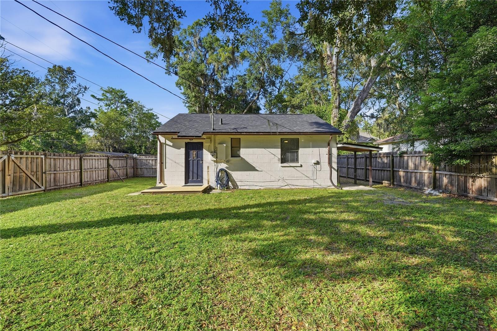 825 NW 19TH AVE — photo 19
