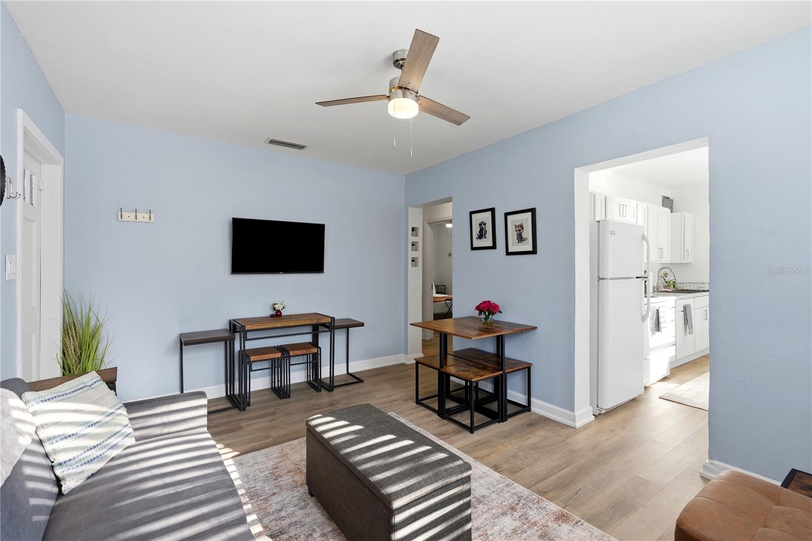 825 NW 19TH AVE — photo 10