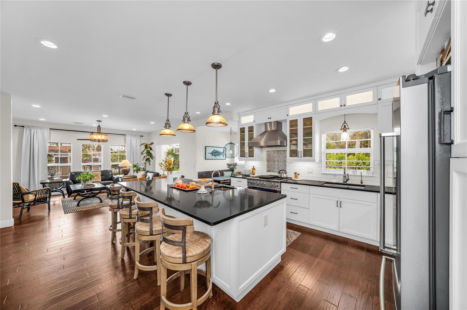 301 PONCE DE LEON AVE — photo 8