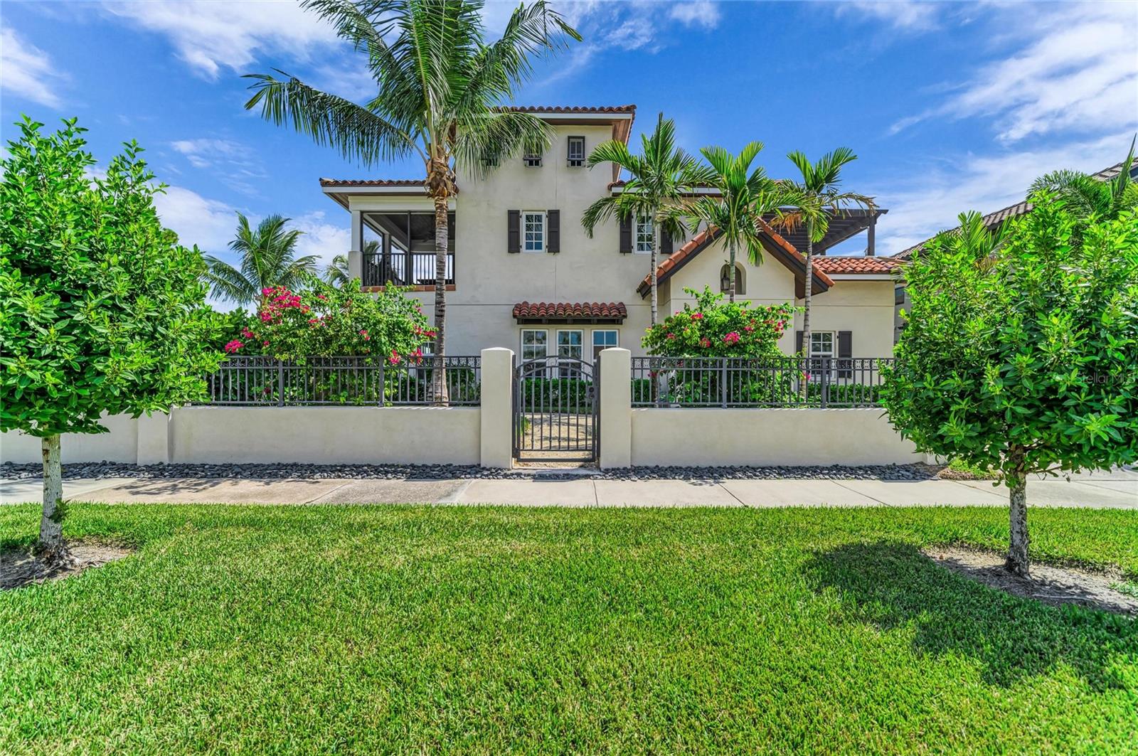 301 PONCE DE LEON AVE — photo 50