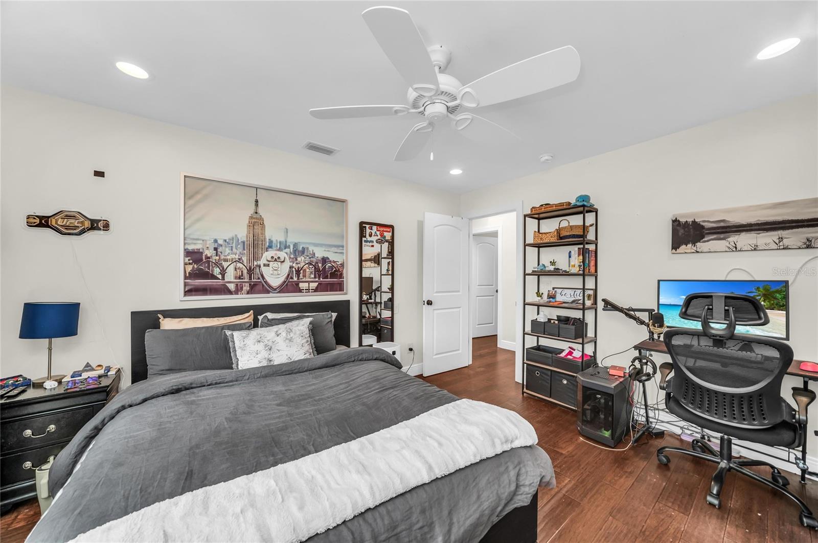 301 PONCE DE LEON AVE — photo 30