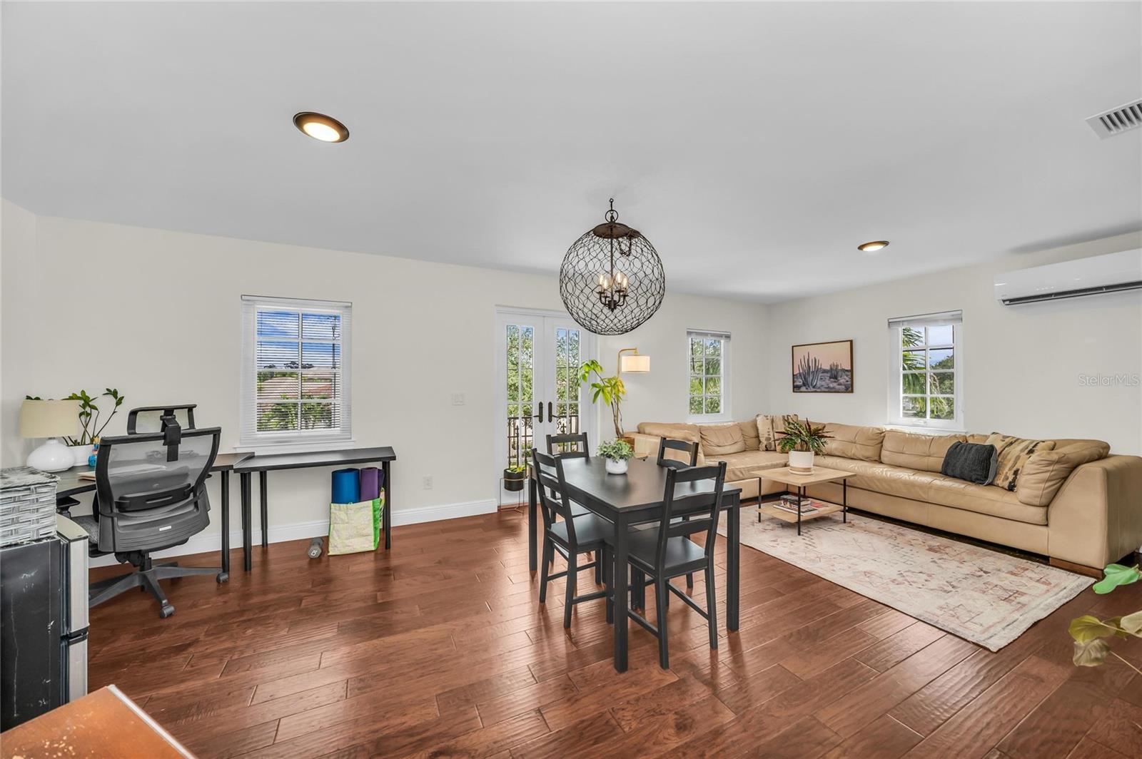 301 PONCE DE LEON AVE — photo 35