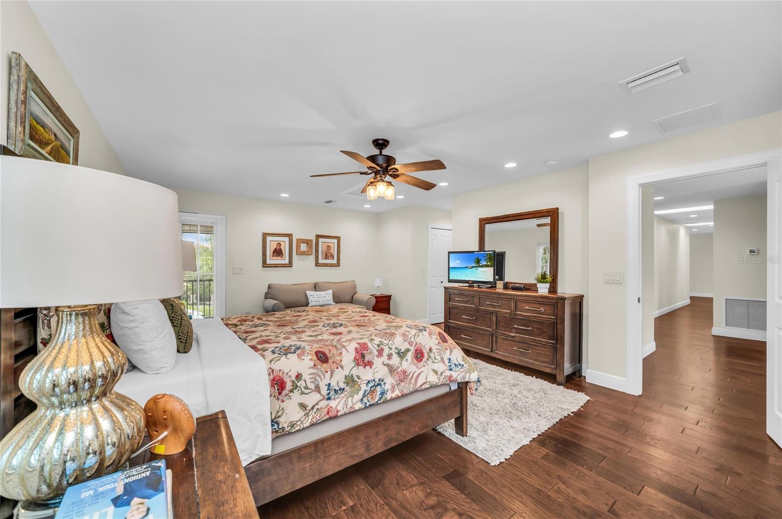 301 PONCE DE LEON AVE — photo 23