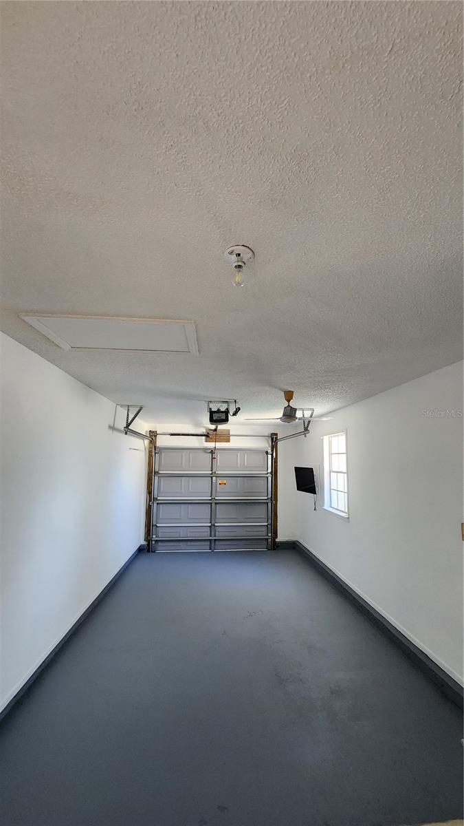 3165 PHLOX DR — photo 11