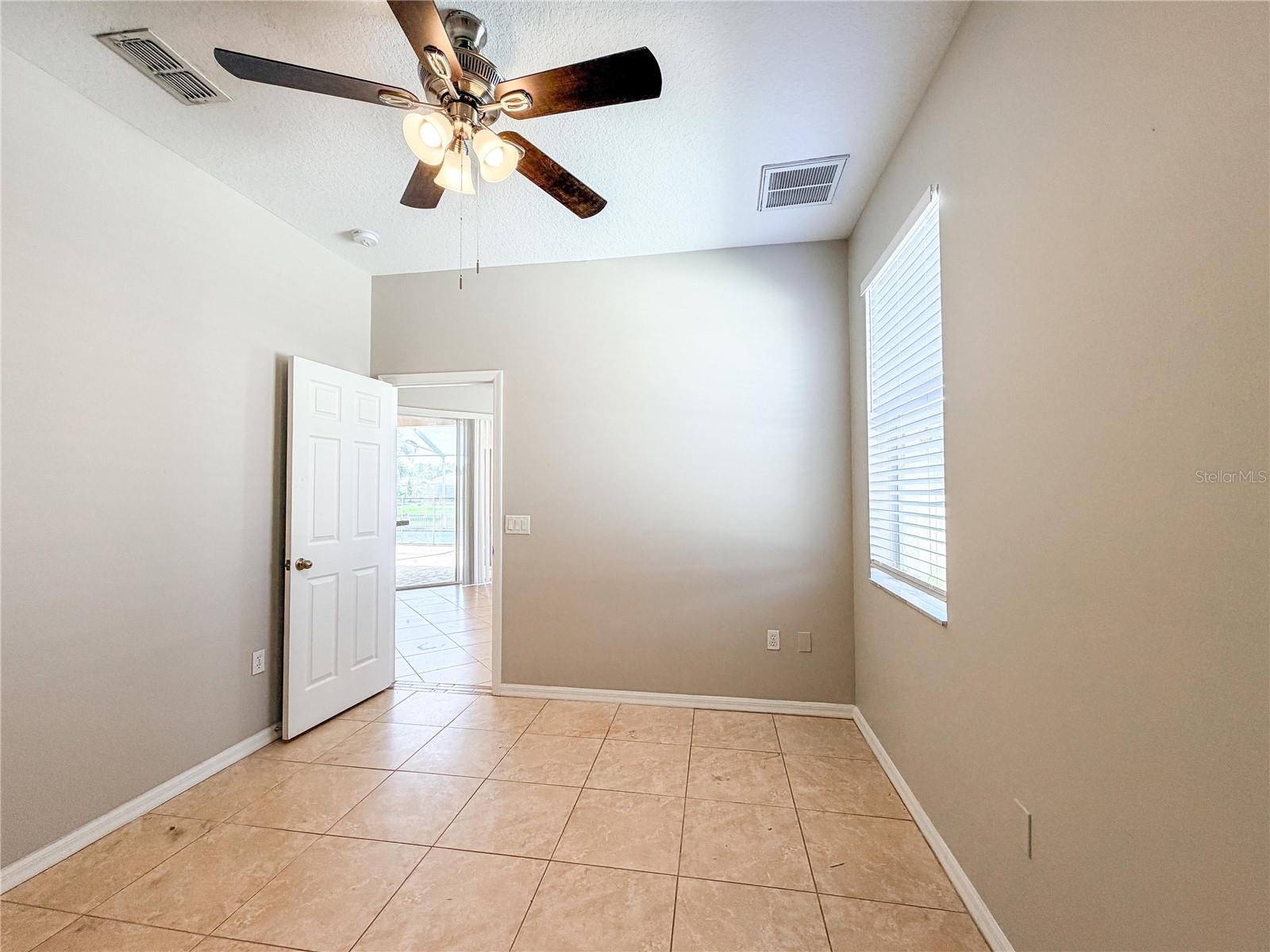 8604 FENHOLLOWAY CT — photo 33