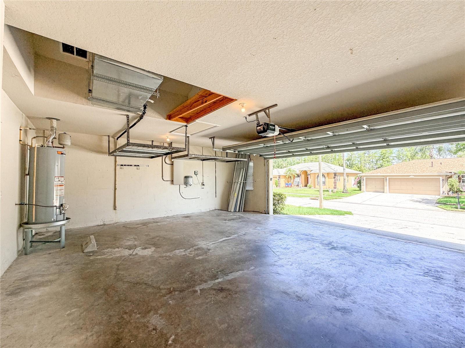 8604 FENHOLLOWAY CT — photo 42