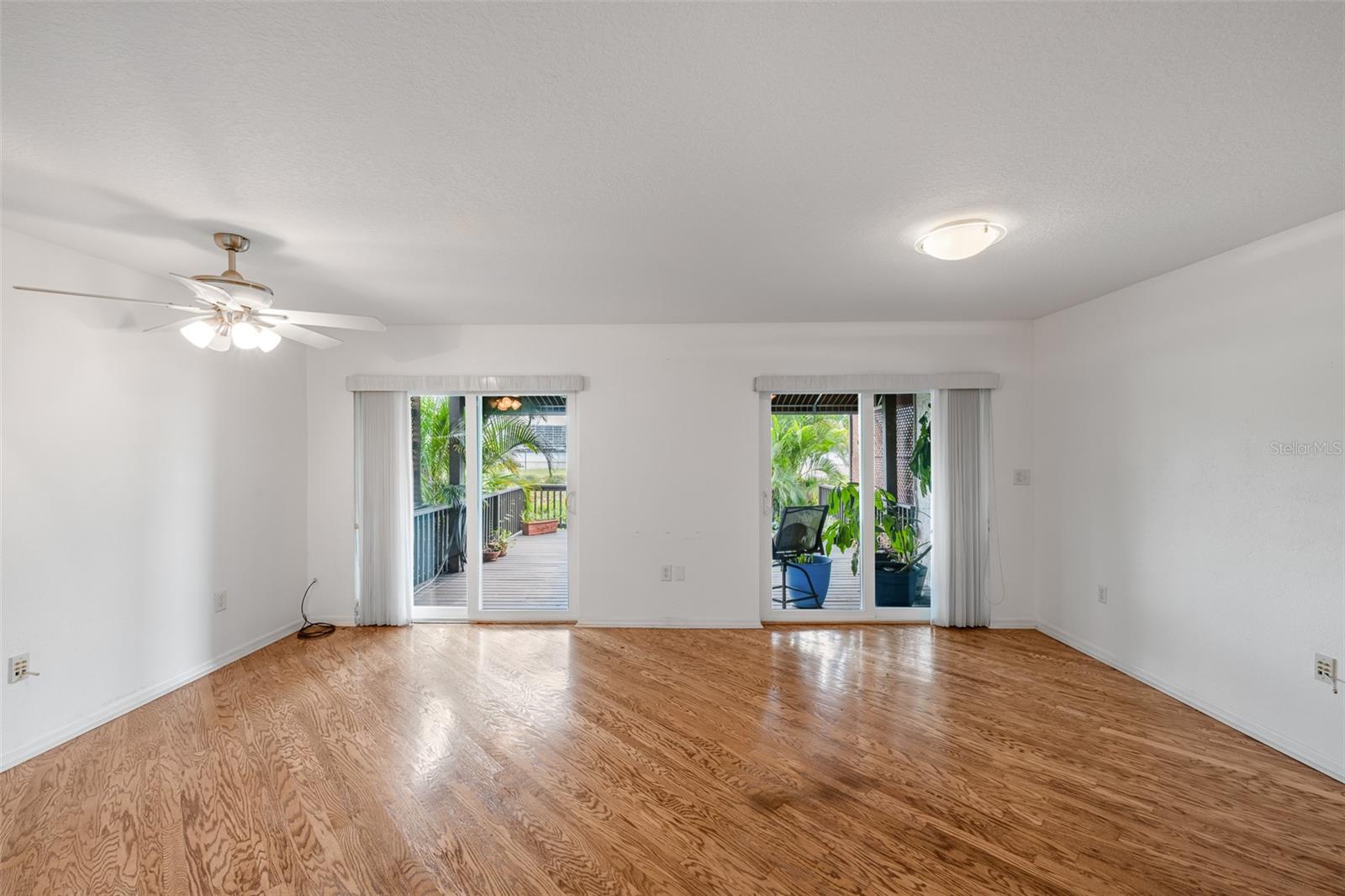716 S BREVARD AVE — photo 10
