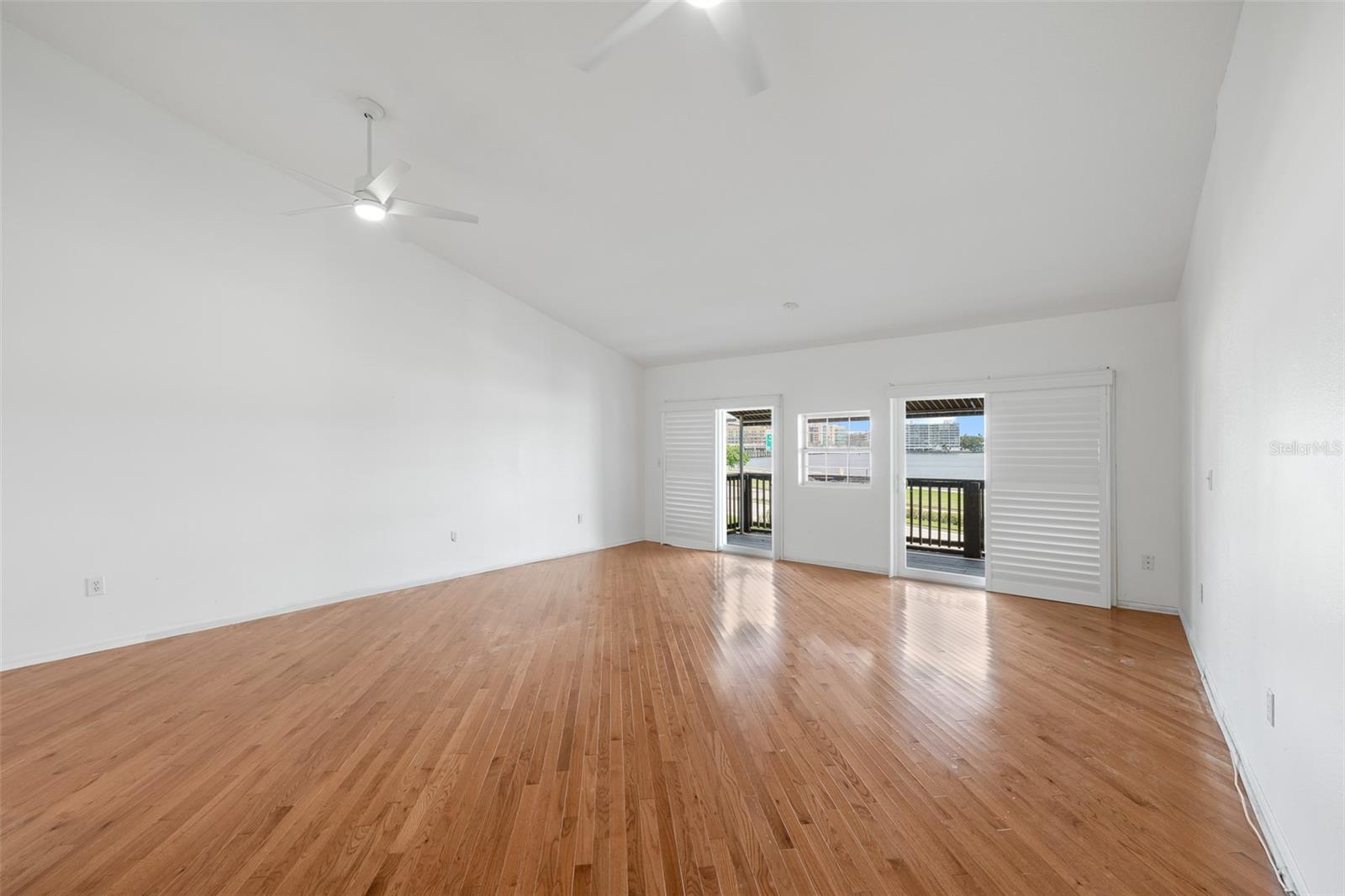 716 S BREVARD AVE — photo 23