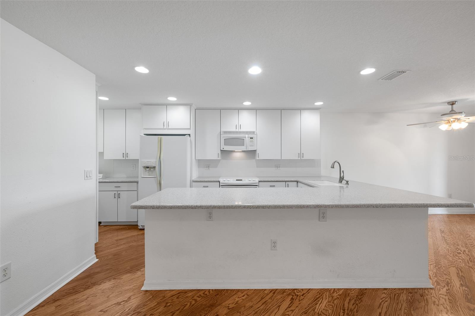 716 S BREVARD AVE — photo 14