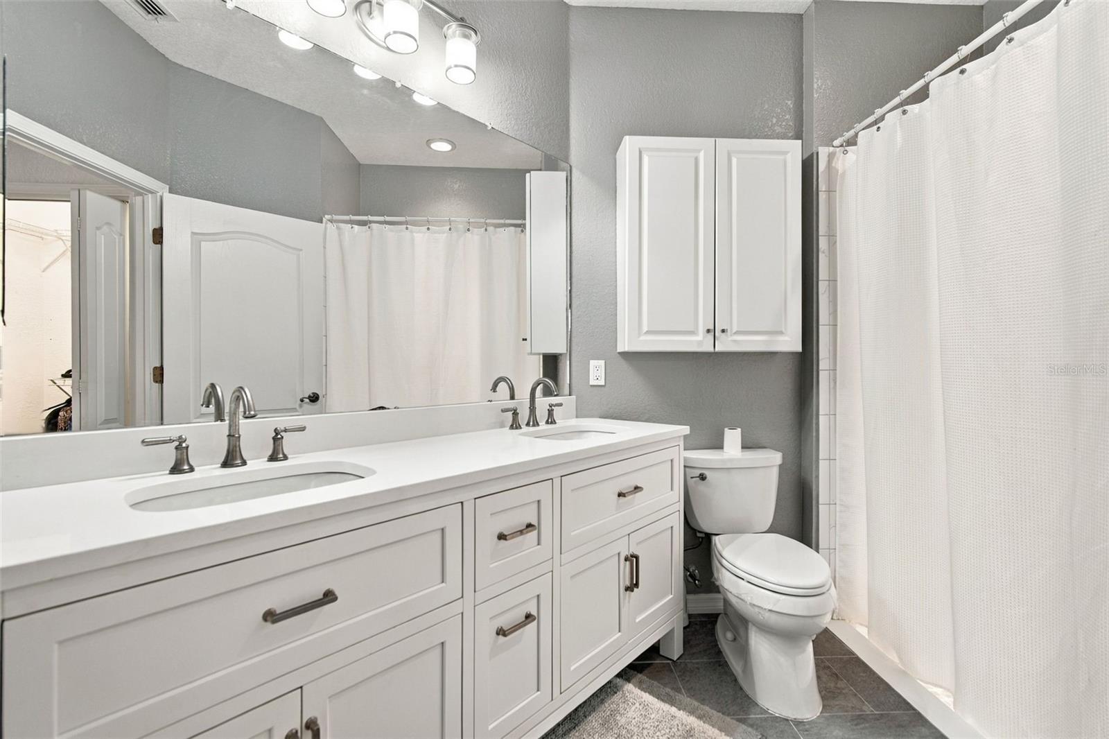 1248 LYNDHURST GREENS DR #1248 — photo 32