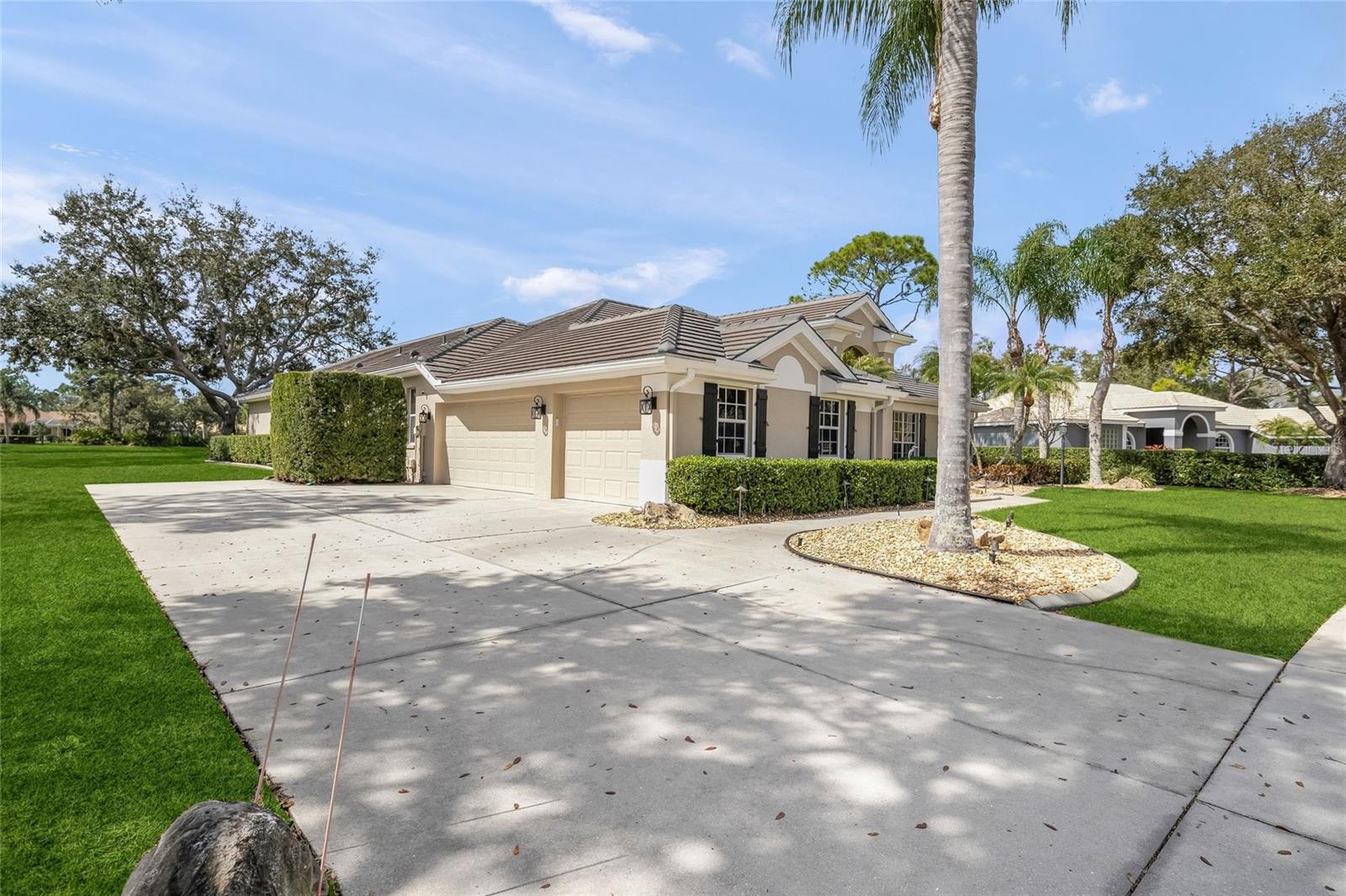 9075 MISTY CREEK DR — photo 48