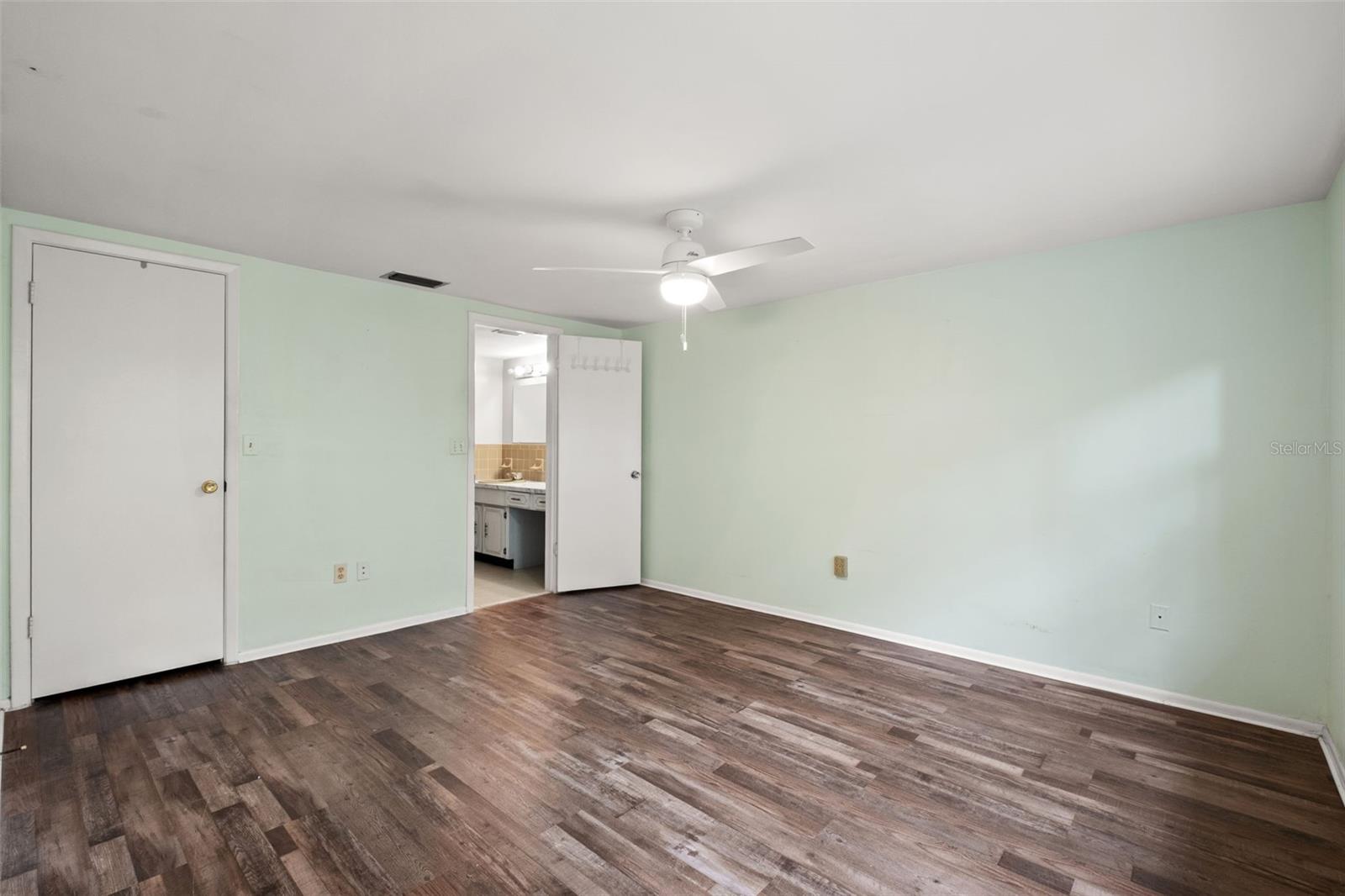 8024 BEAVER CREEK LOOP — photo 29