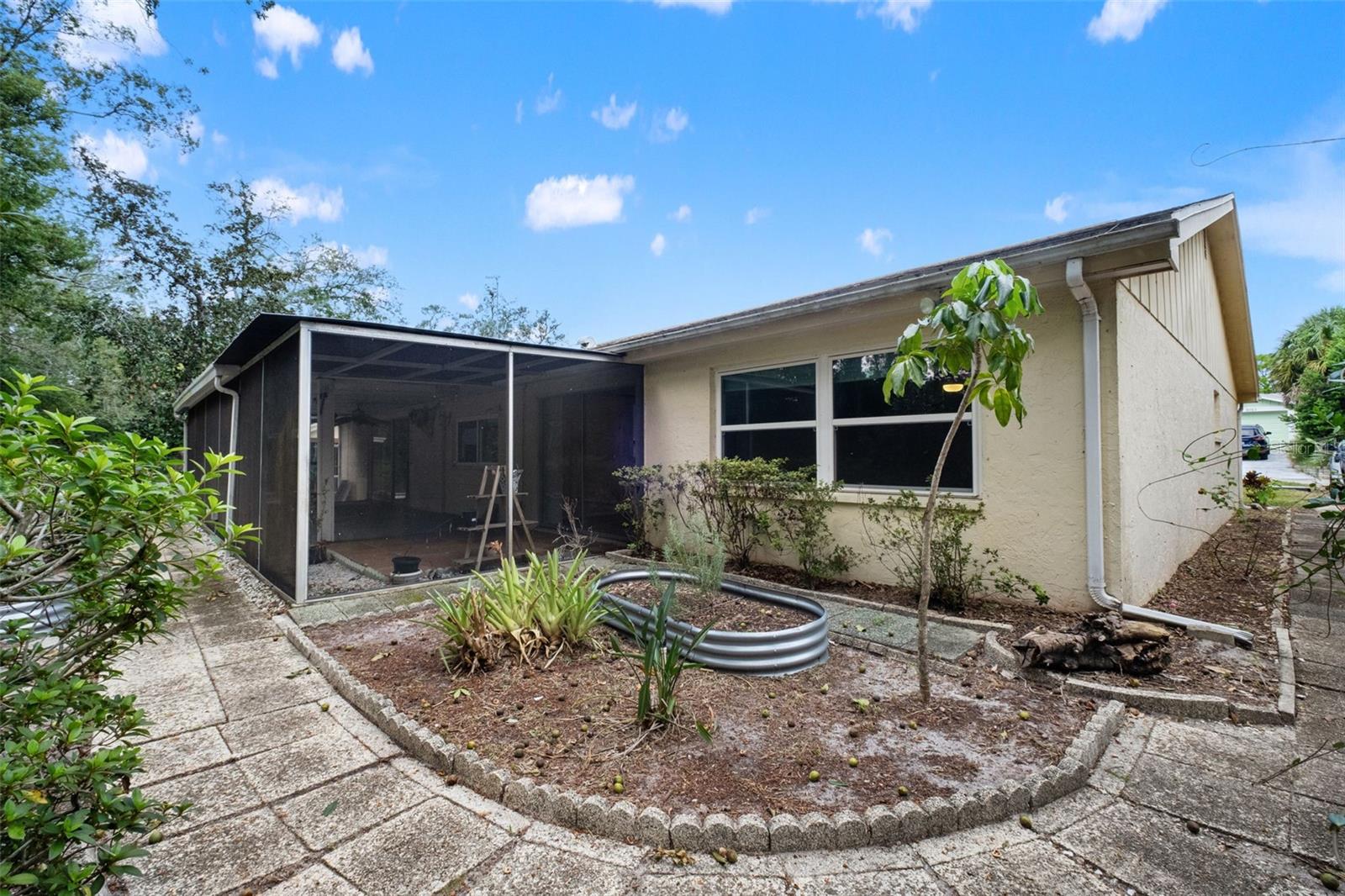 8024 BEAVER CREEK LOOP — photo 45