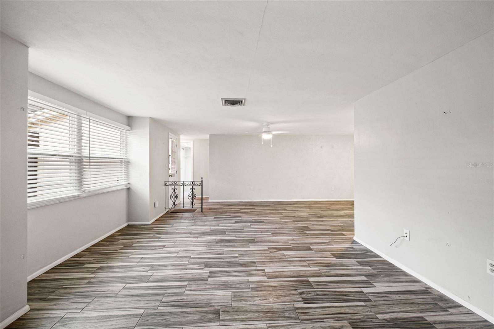 8024 BEAVER CREEK LOOP — photo 11