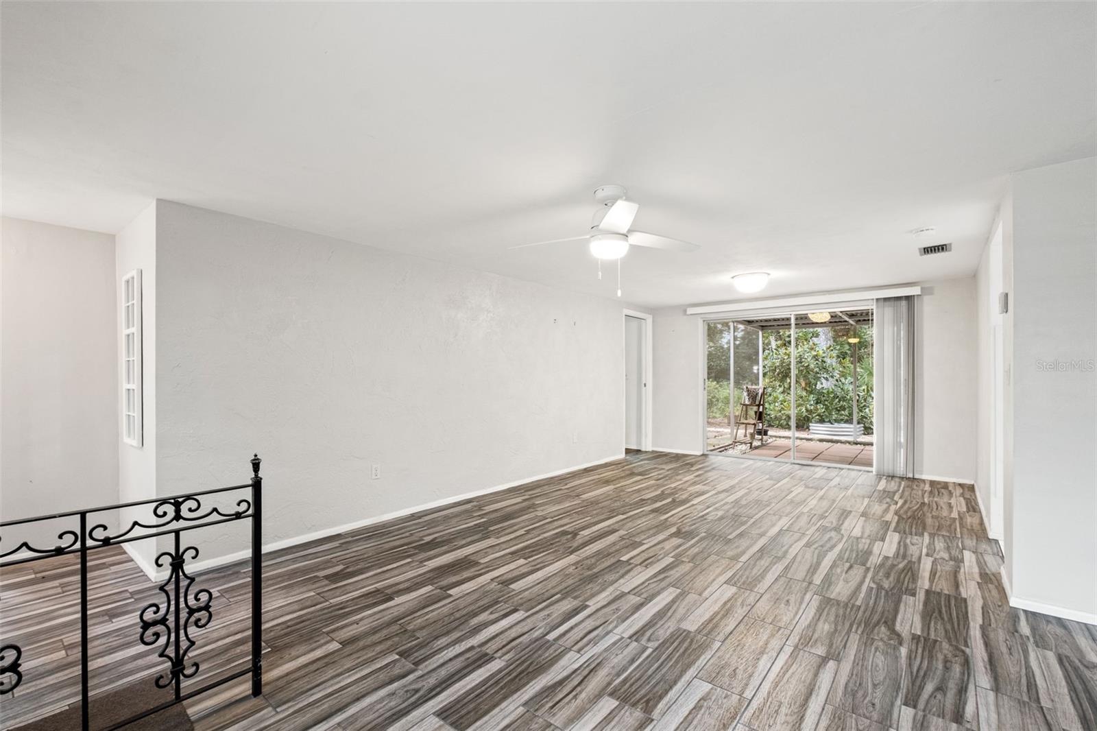 8024 BEAVER CREEK LOOP — photo 14