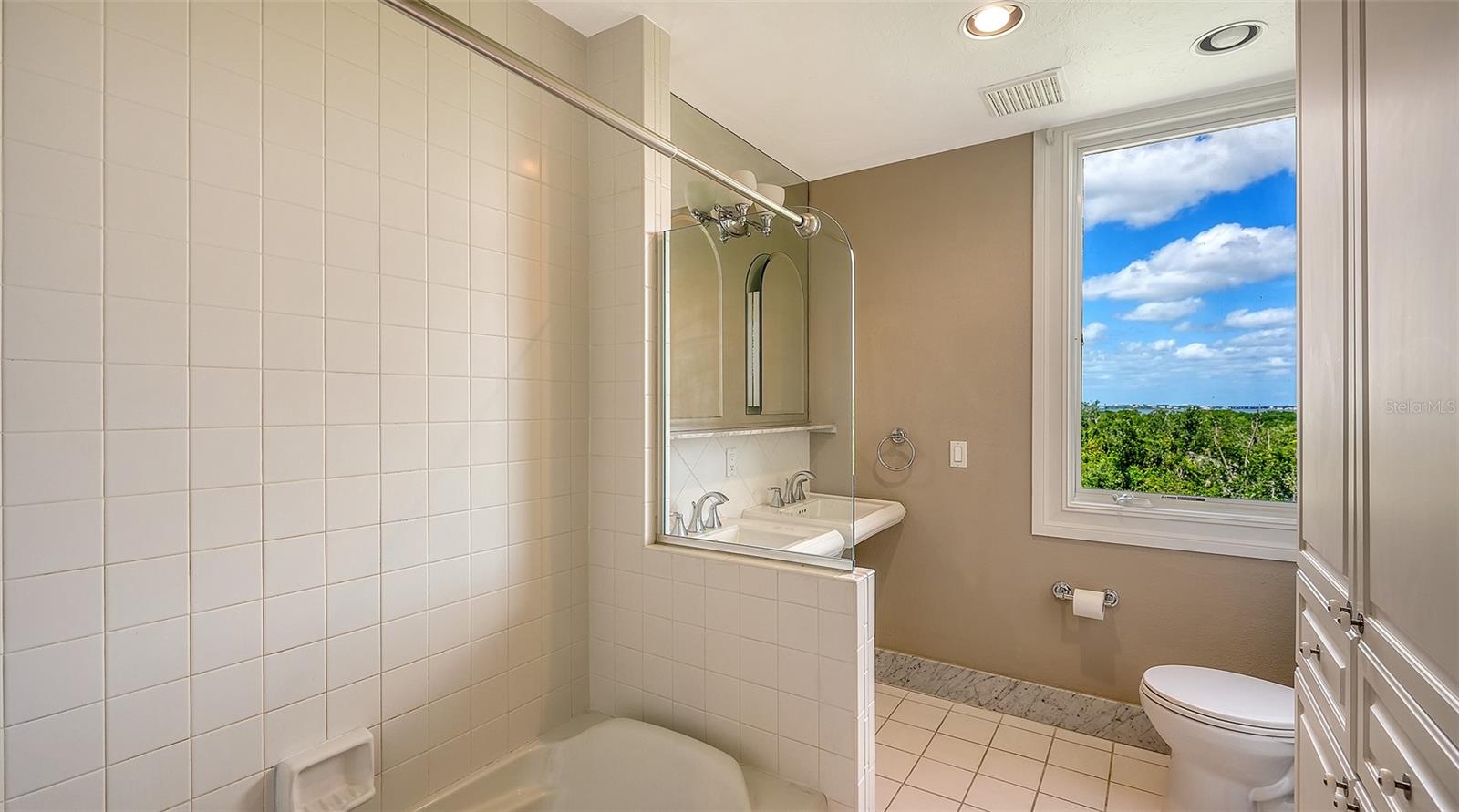 168 COASTAL HAMMOCK CT — photo 25