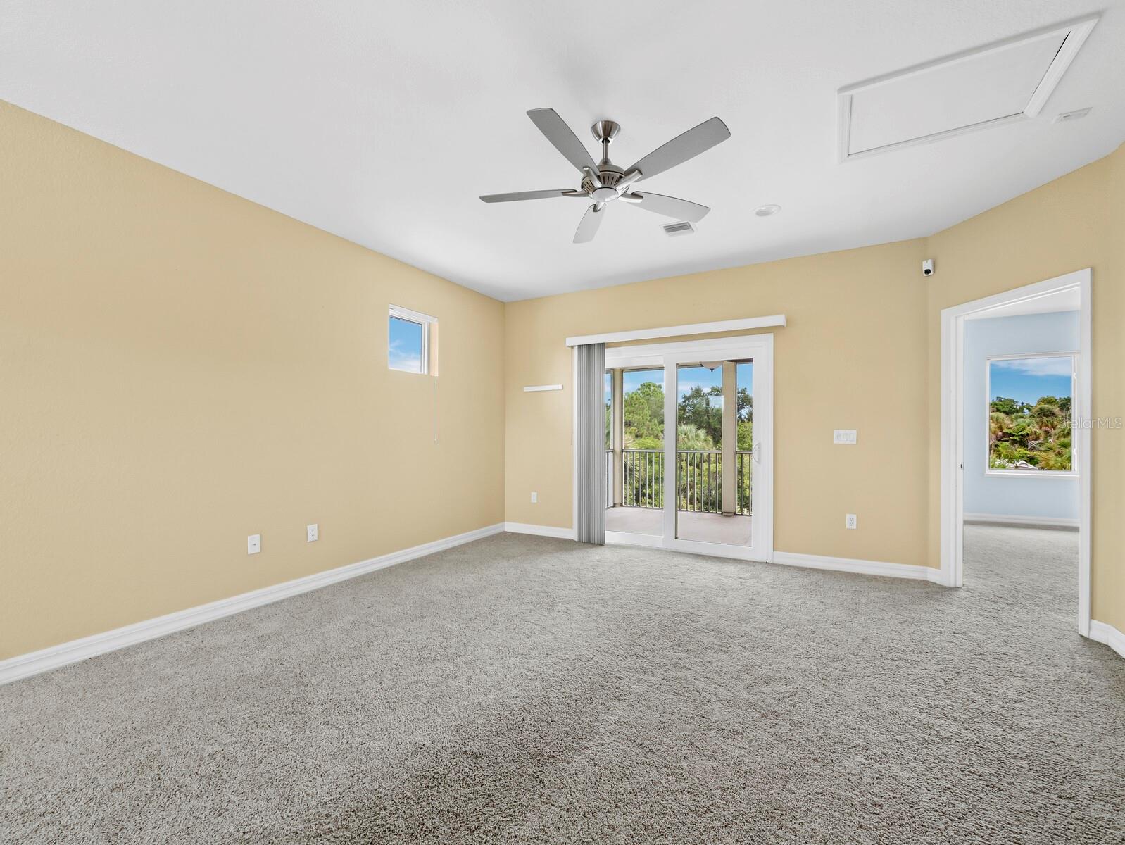 182 ISLAND CIR — photo 25