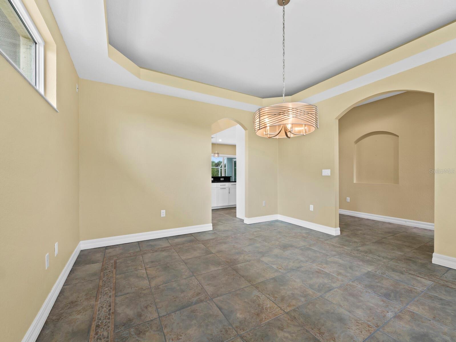 182 ISLAND CIR — photo 8