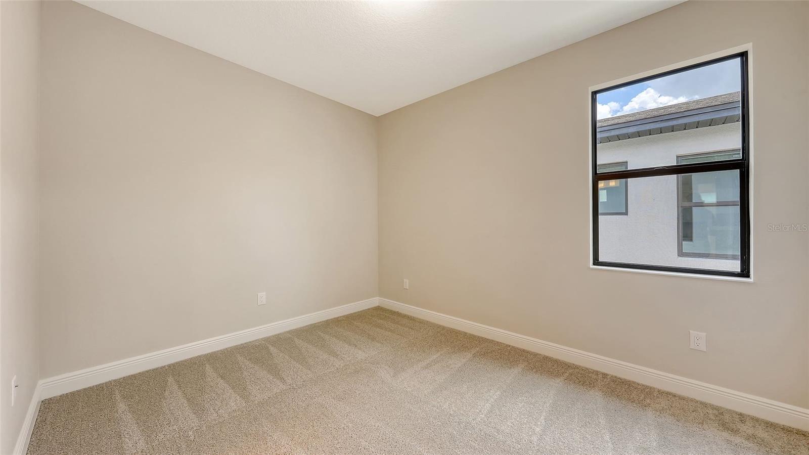 14517 COASTAL WOODLAND LN — photo 28