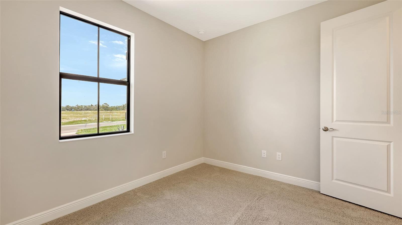 14517 COASTAL WOODLAND LN — photo 30