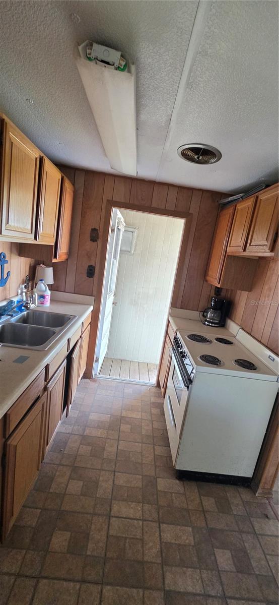13115 BALLAST CT — photo 13