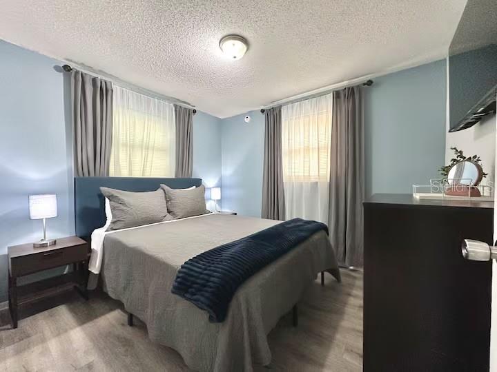 1080 16TH AVE SW — photo 11