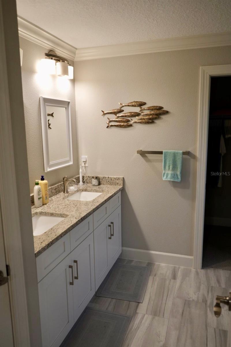 5168 GREENHOUSE AVE — photo 20