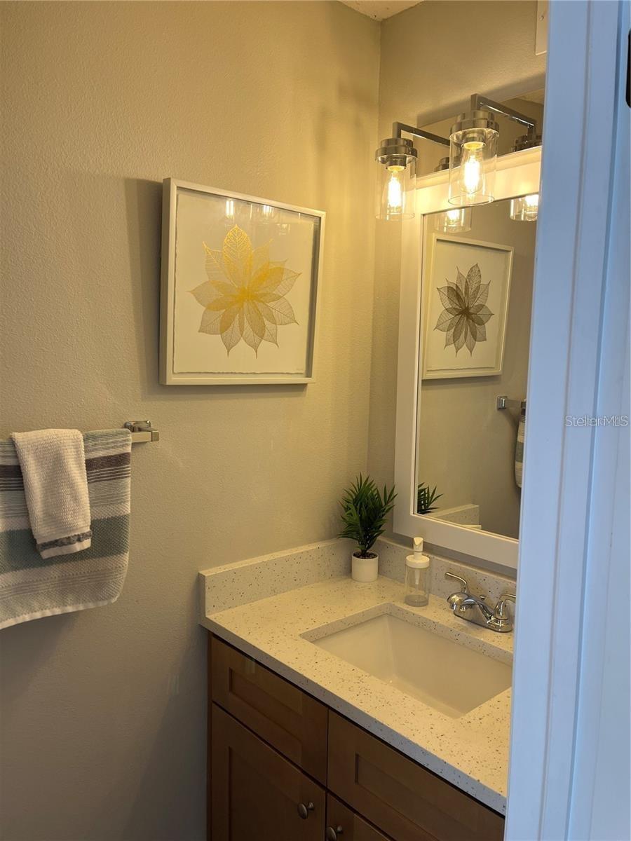 4114 WOODLARK DR — photo 7