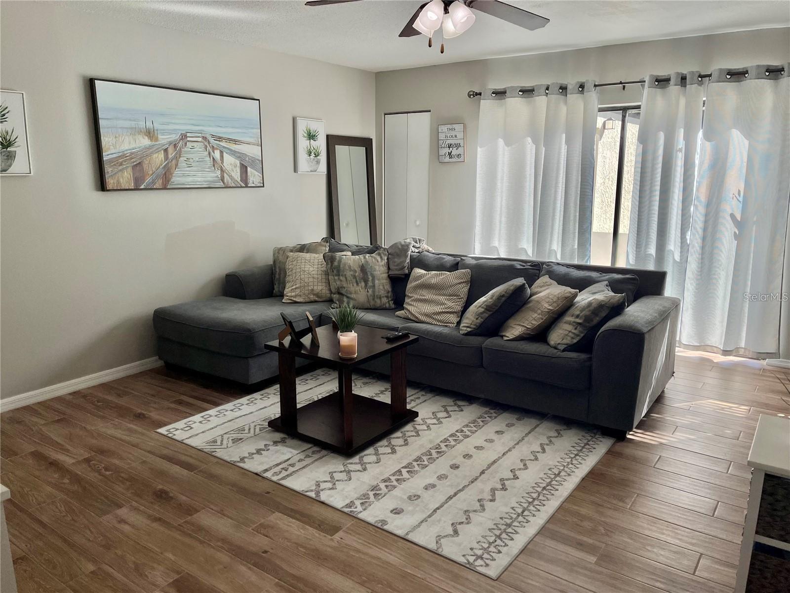 4114 WOODLARK DR — photo 3