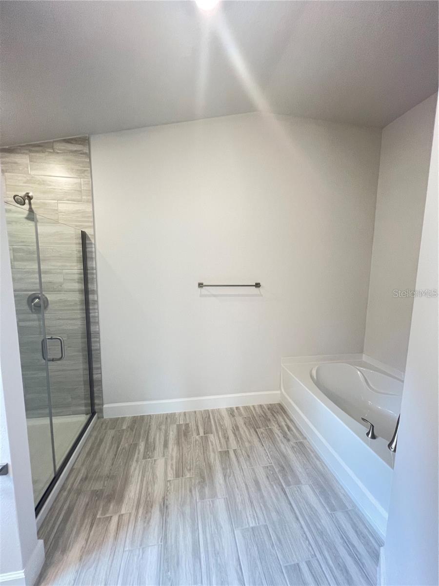 9380 HIGHLAND HILLS DR ST — photo 20
