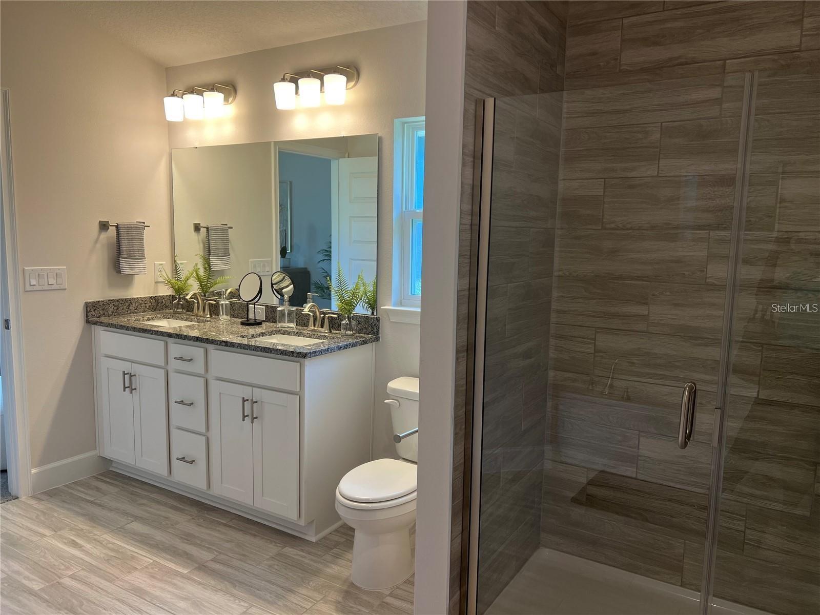 9380 HIGHLAND HILLS DR ST — photo 13