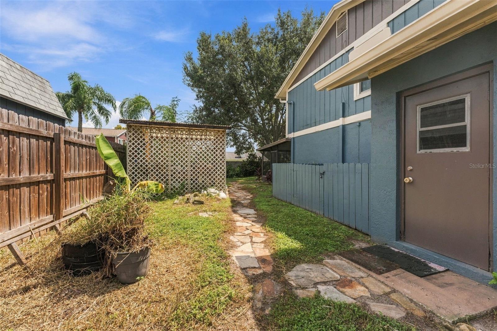 15801 COUNTRY LAKE DR — photo 35