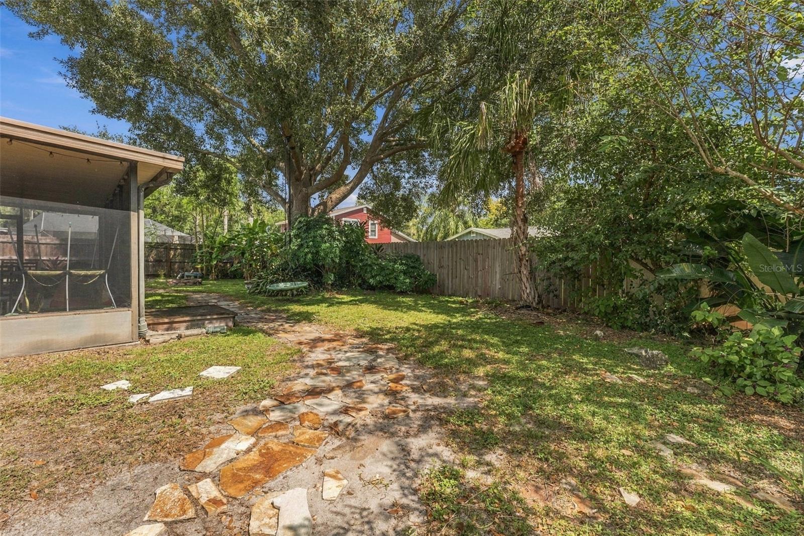 15801 COUNTRY LAKE DR — photo 41