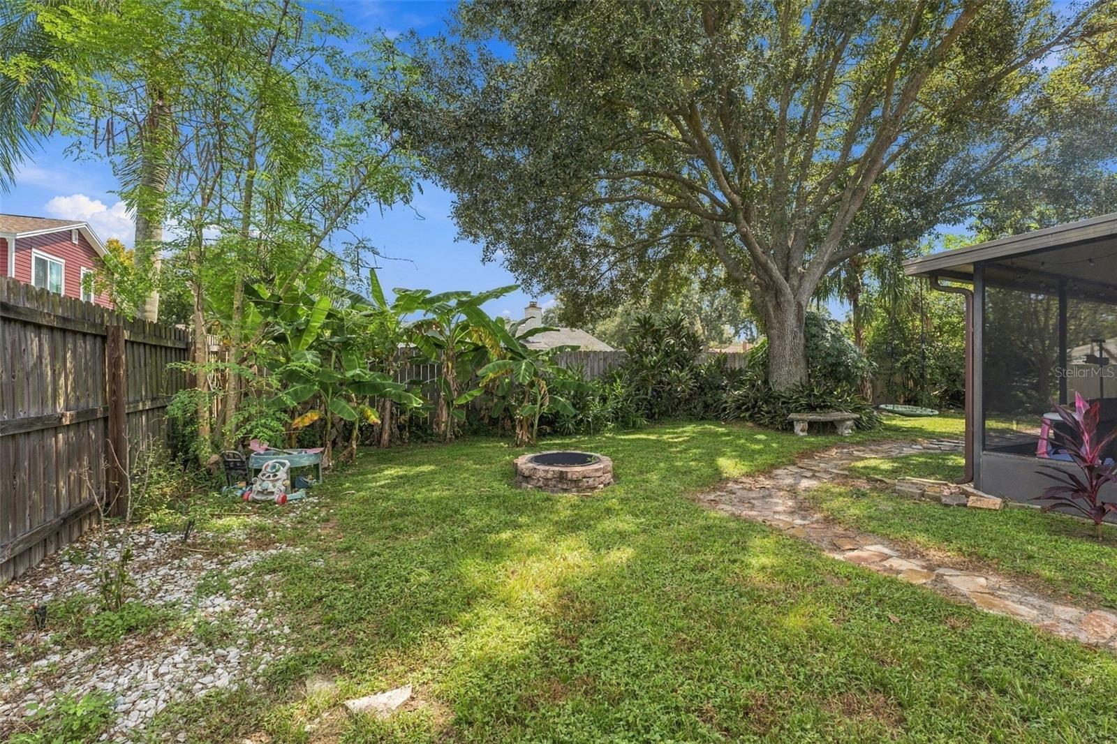 15801 COUNTRY LAKE DR — photo 37